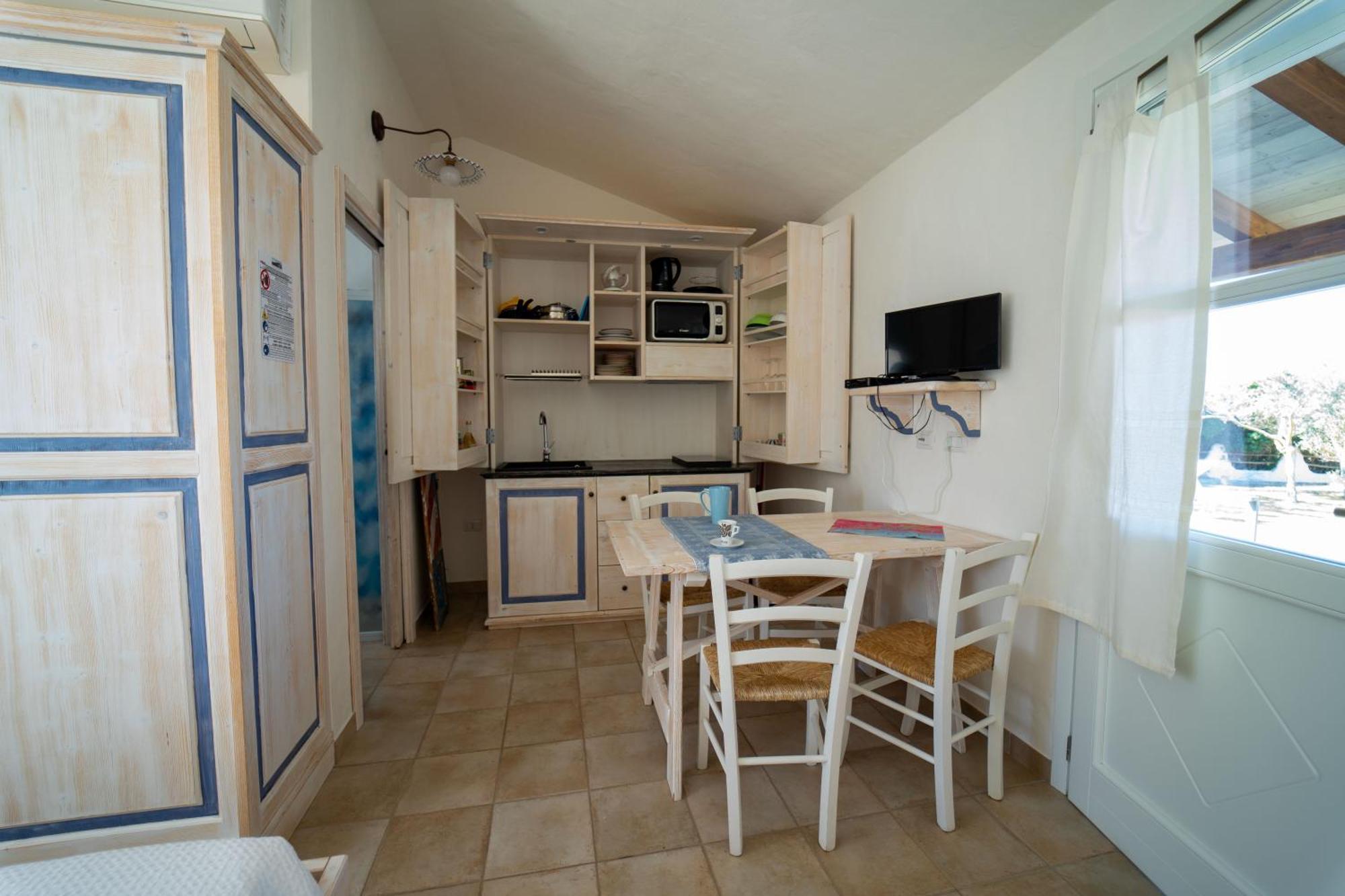 Residence Isola Dei Mori Сант'Антьоко Екстер'єр фото