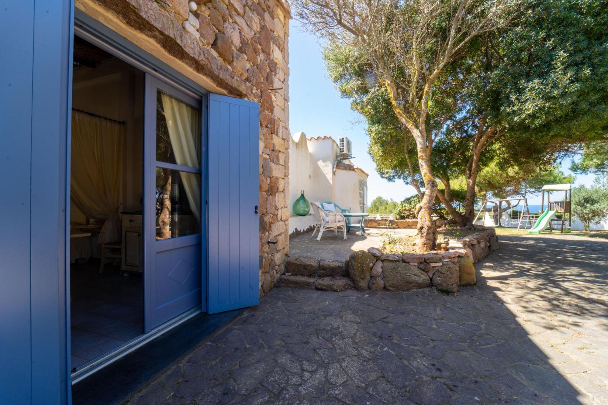Residence Isola Dei Mori Сант'Антьоко Екстер'єр фото