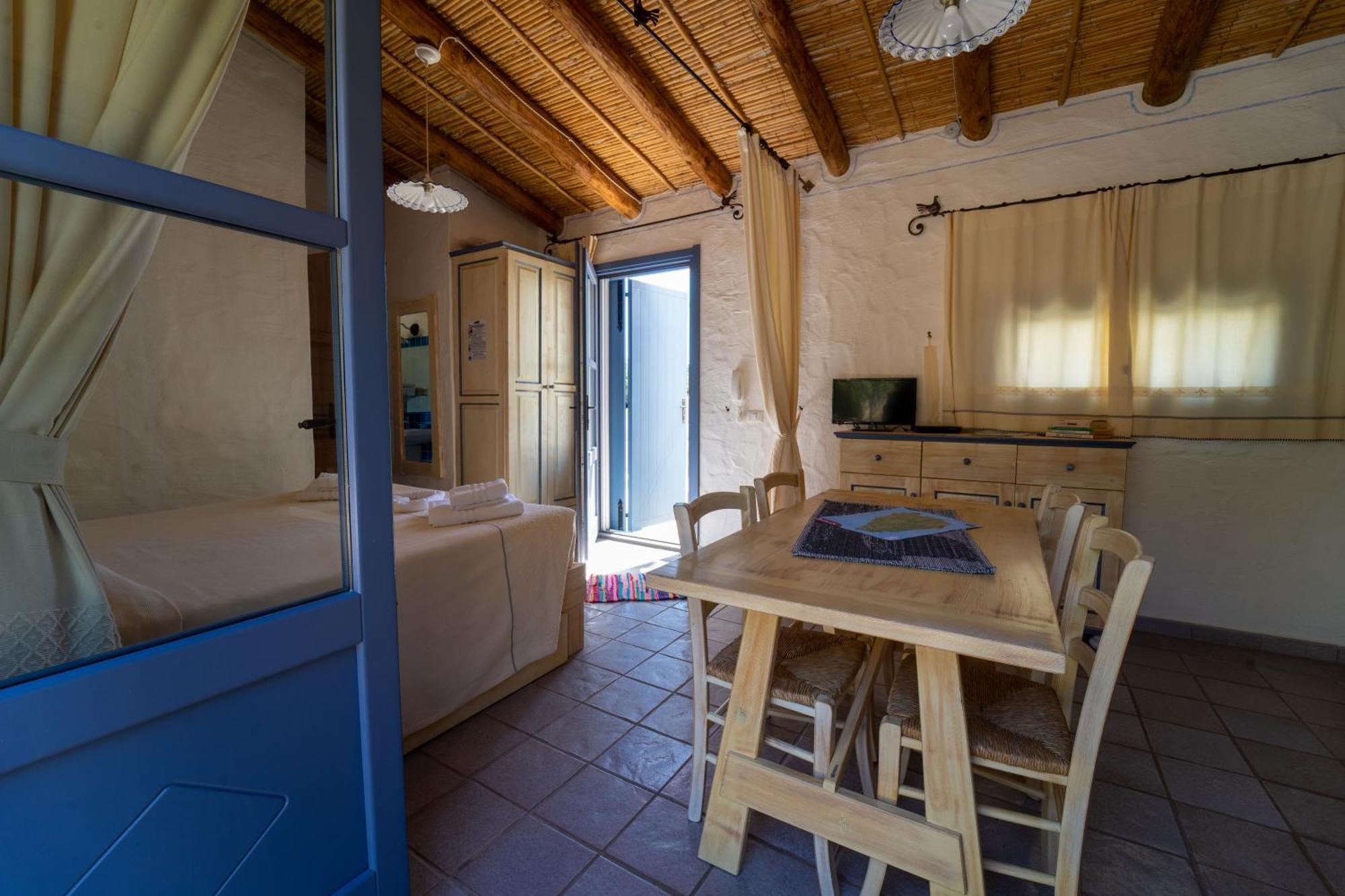 Residence Isola Dei Mori Сант'Антьоко Екстер'єр фото